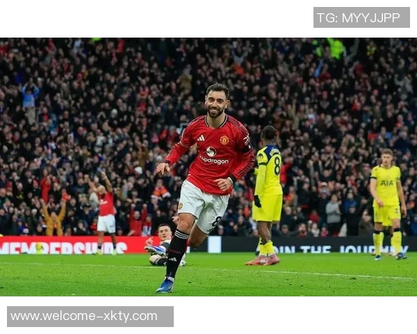 鲁尼谈利物浦领袖角色强调鼓励队友的重要性并回顾曼联热刺排名下滑经历