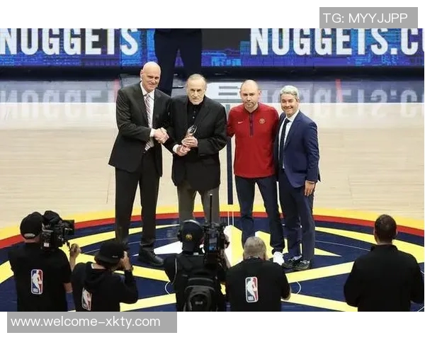 老阿德尔曼执教瀚森或能激发球队潜力与姚明时代的辉煌