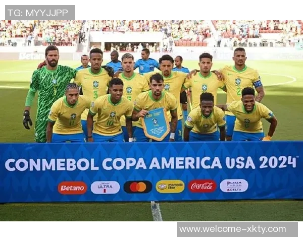 回顾20年前巴西队首发阵容卡卡小罗阿德助力4-1战胜阿根廷的辉煌时刻